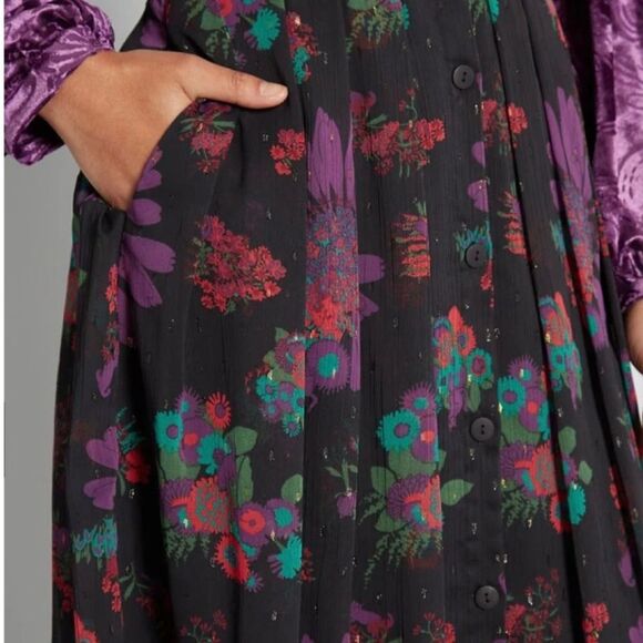 NWT ModCloth Meow‎ Bouquet Pleated Swing Skirt Size 2 - Picture 3 of 13